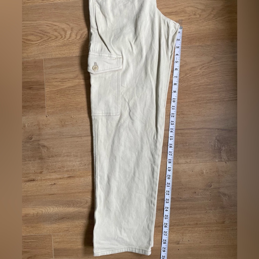 Aritzia Wilfred Free Modern Cargo Pants Size 8 Beige - Picture 9 of 13